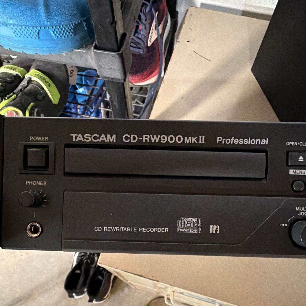 TASCAM CD-RW900MKII Professional CD Recorder Black CD-RW MP3 Headphone